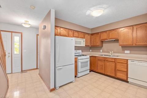 1188 Windmill Way E, Avon, OH 44011 photo 5