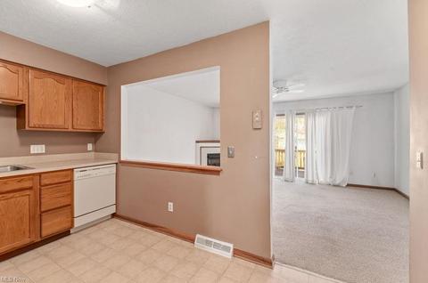 1188 Windmill Way E, Avon, OH 44011 photo 6