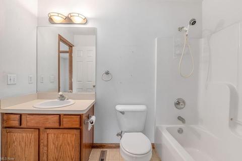 1188 Windmill Way E, Avon, OH 44011 photo 15