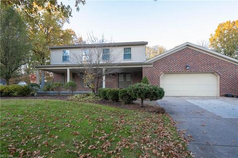 1340 Barbie Dr, Boardman, OH 44512 photo 1