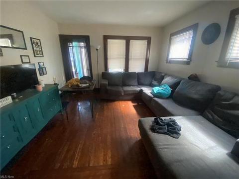 2394 Elyria Ave, Lorain, OH 44055 photo 10