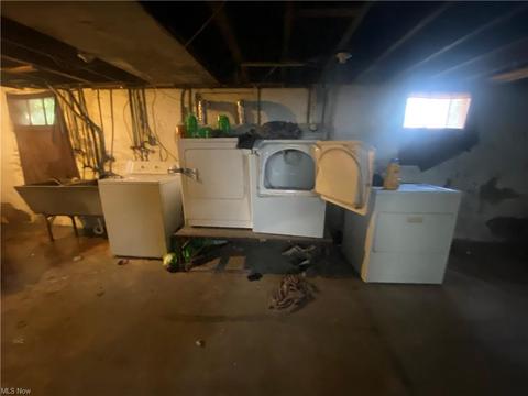 2394 Elyria Ave, Lorain, OH 44055 photo 19