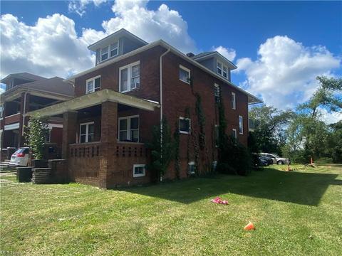 2394 Elyria Ave, Lorain, OH 44055 photo 4