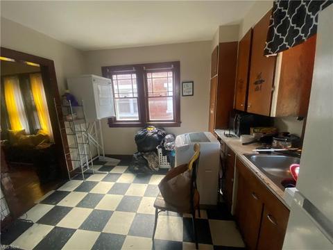 2394 Elyria Ave, Lorain, OH 44055 photo 7