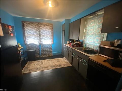 2394 Elyria Ave, Lorain, OH 44055 photo 22