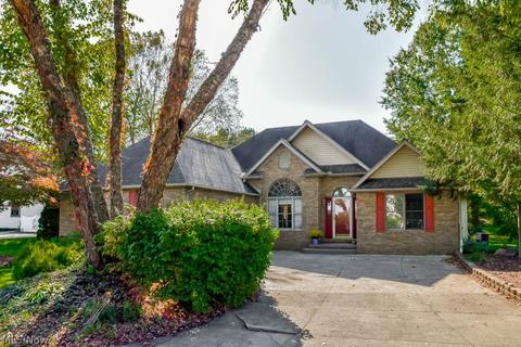 8564 Gentry St NW, Massillon, OH 44646 photo 1