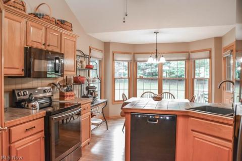 8564 Gentry St NW, Massillon, OH 44646 photo 6