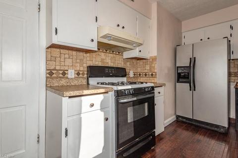 7224 Jackson St, Mentor, OH 44060 photo 11