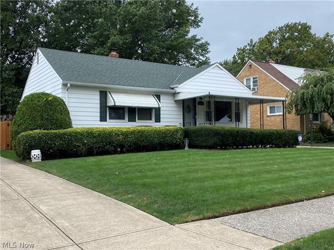 2300 E 290th St, Wickliffe, OH 44092 photo 1