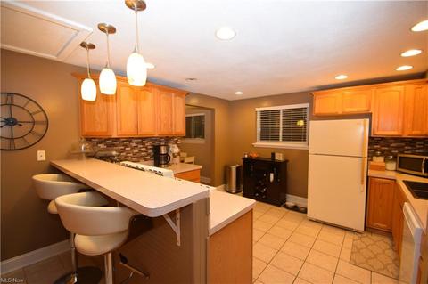 171 Aylesboro Ave, Youngstown, OH 44512 photo 8