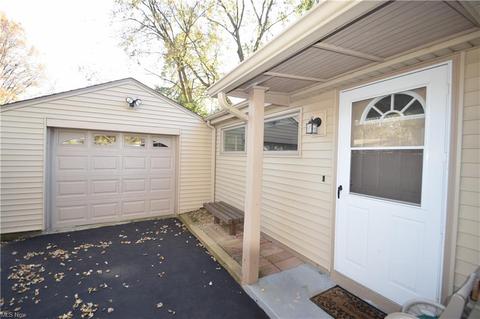 171 Aylesboro Ave, Youngstown, OH 44512 photo 22