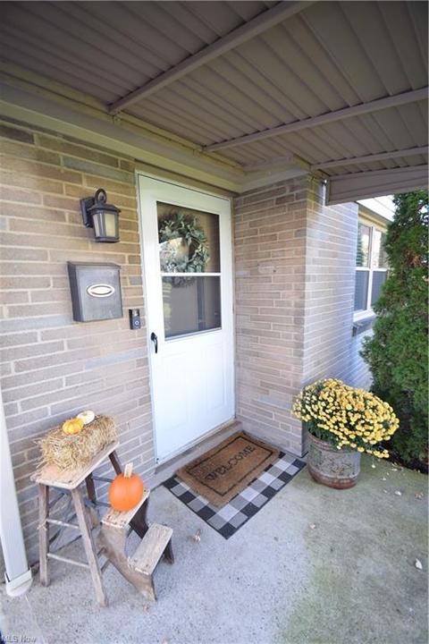 171 Aylesboro Ave, Youngstown, OH 44512 photo 3