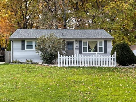 87 Eve Dr, Struthers, OH 44471 photo 1