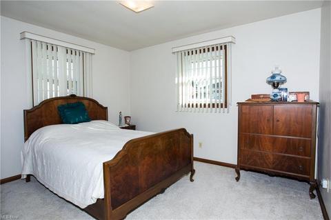 426 Como St, Struthers, OH 44471 photo 31