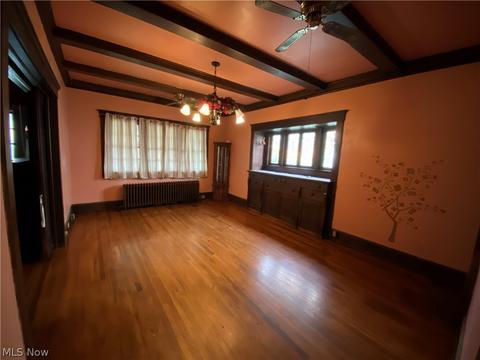 420 3rd St, Elyria, OH 44035 photo 2