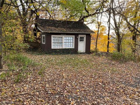 420 3rd St, Elyria, OH 44035 photo 6