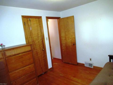 753 Poland Ave, Struthers, OH 44471 photo 16