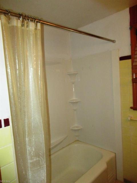 753 Poland Ave, Struthers, OH 44471 photo 14