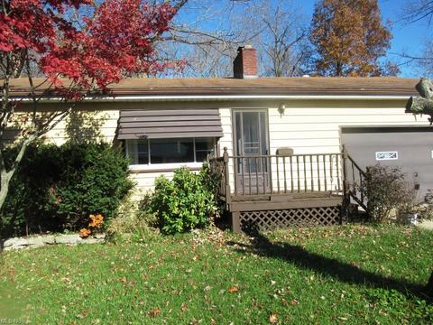 753 Poland Ave, Struthers, OH 44471 photo 3