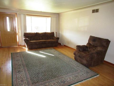 753 Poland Ave, Struthers, OH 44471 photo 11