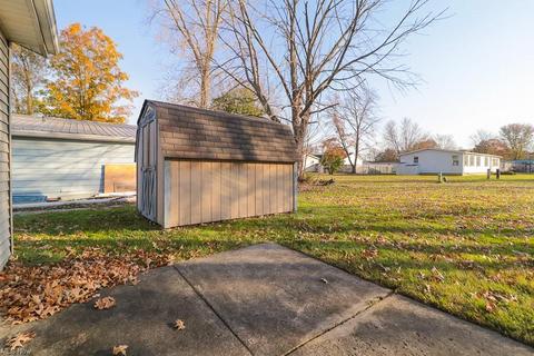 105 Pike Ct, Lagrange, OH 44050 photo 6