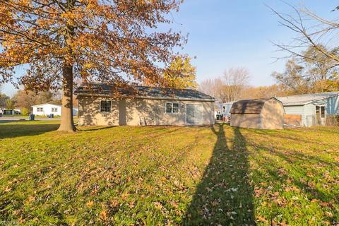 105 Pike Ct, Lagrange, OH 44050 photo 10