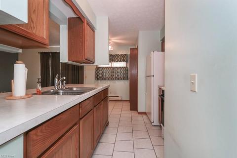 105 Pike Ct, Lagrange, OH 44050 photo 20