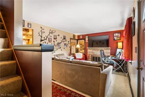 318 Mohawk Ave NW, Canton, OH 44708 photo 5