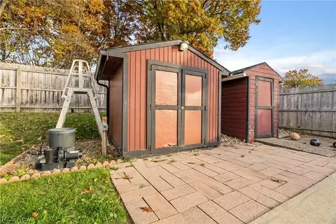 318 Mohawk Ave NW, Canton, OH 44708 photo 25
