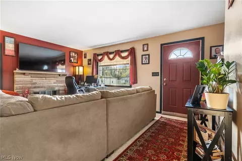 318 Mohawk Ave NW, Canton, OH 44708 photo 6