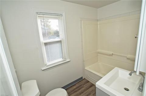360 E 215 St, Euclid, OH 44123 photo 27