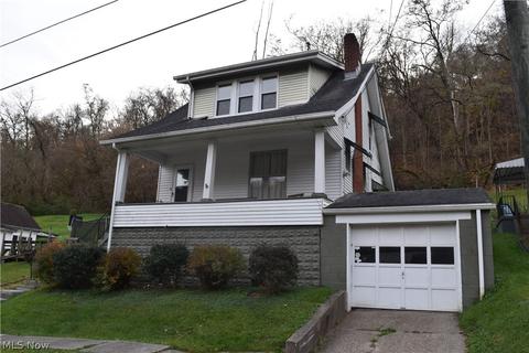 83 Laipple St, Bridgeport, OH 43912