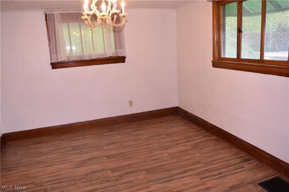  83 Laipple St, Bridgeport, OH 43912 photo 5