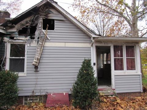 22 Bronson St, Berea, OH 44017 photo 5