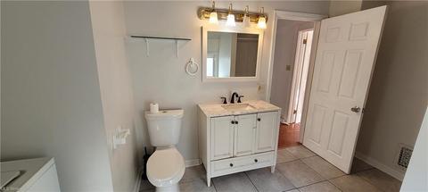 203 Bath St, Elyria, OH 44035 photo 6