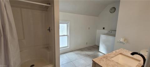 203 Bath St, Elyria, OH 44035 photo 7