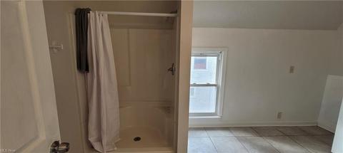 203 Bath St, Elyria, OH 44035 photo 8