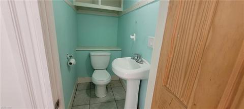 203 Bath St, Elyria, OH 44035 photo 13