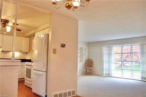 6438 Bryson Dr, Mentor, OH 44060 photo 9