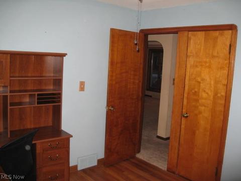 7922 Thornton Dr, Parma, OH 44129 photo 12