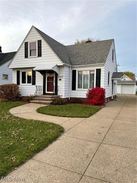 7922 Thornton Dr, Parma, OH 44129 photo 1