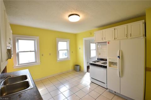 1531 E 298th St, Wickliffe, OH 44092 photo 10