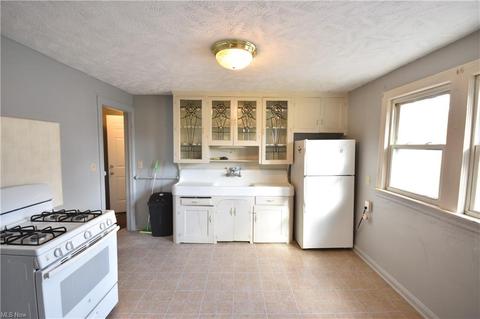 1531 E 298th St, Wickliffe, OH 44092 photo 16