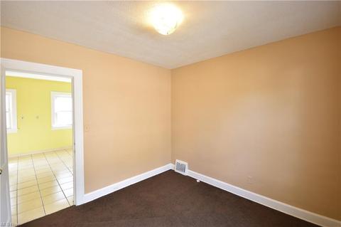 1531 E 298th St, Wickliffe, OH 44092 photo 11