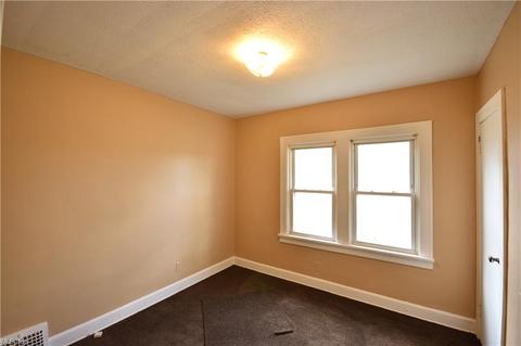 1531 E 298th St, Wickliffe, OH 44092 photo 12