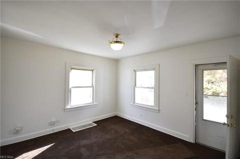 1531 E 298th St, Wickliffe, OH 44092 photo 5