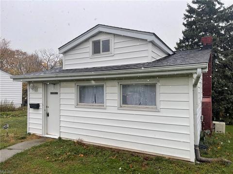 8027 Cherry St, Mentor On The Lake, OH 44060 photo 8