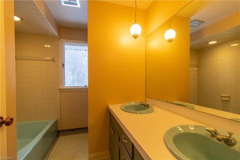 1738 Dunkeith Dr NW, Canton, OH 44708 photo 28