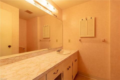 1738 Dunkeith Dr NW, Canton, OH 44708 photo 31