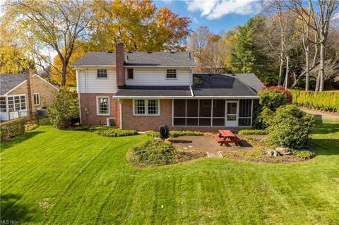 1738 Dunkeith Dr NW, Canton, OH 44708 photo 2